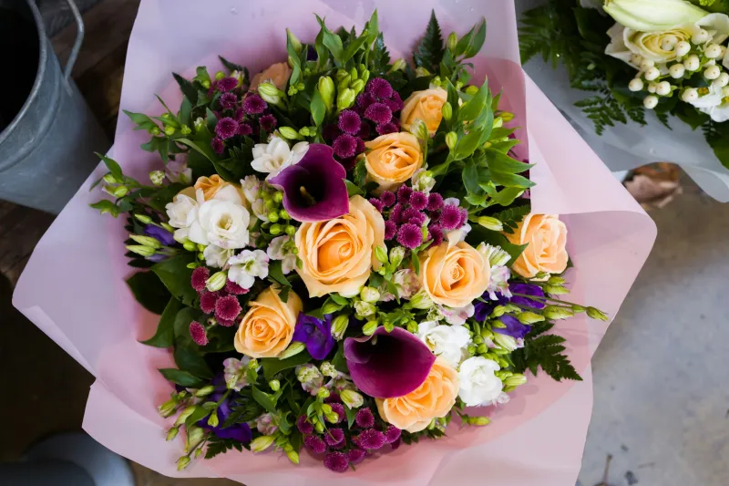 Ramo Floral Elegancia Natural